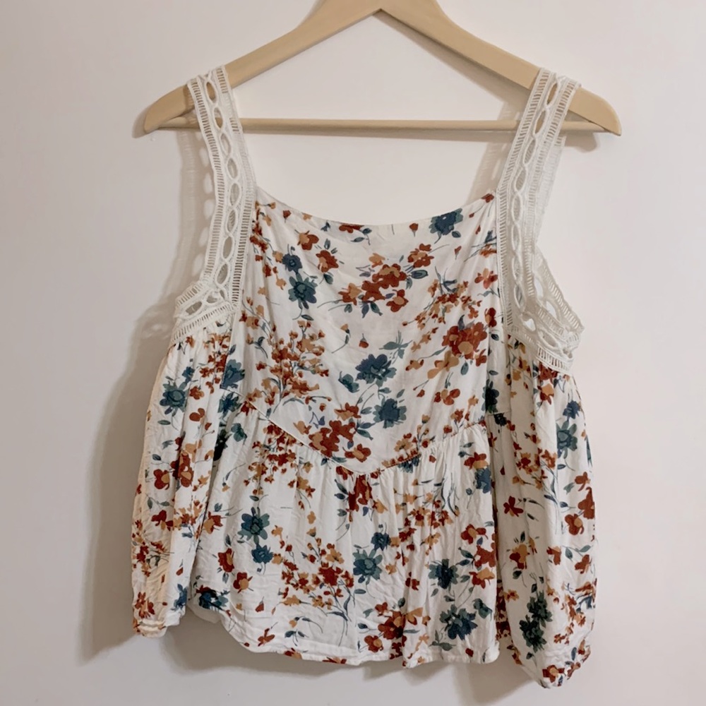 dRA Los Angeles Women’s X-Small Cropped Floral Sleeveless Top